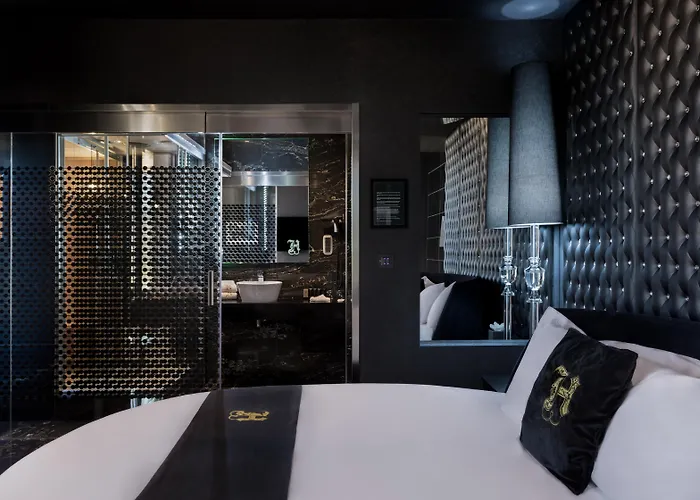 Hugo\'s Boutique Hotel - Adults Only