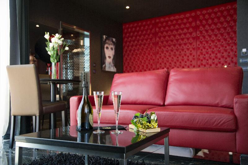 Hugo's Boutique - Adults Only San Ġiljan