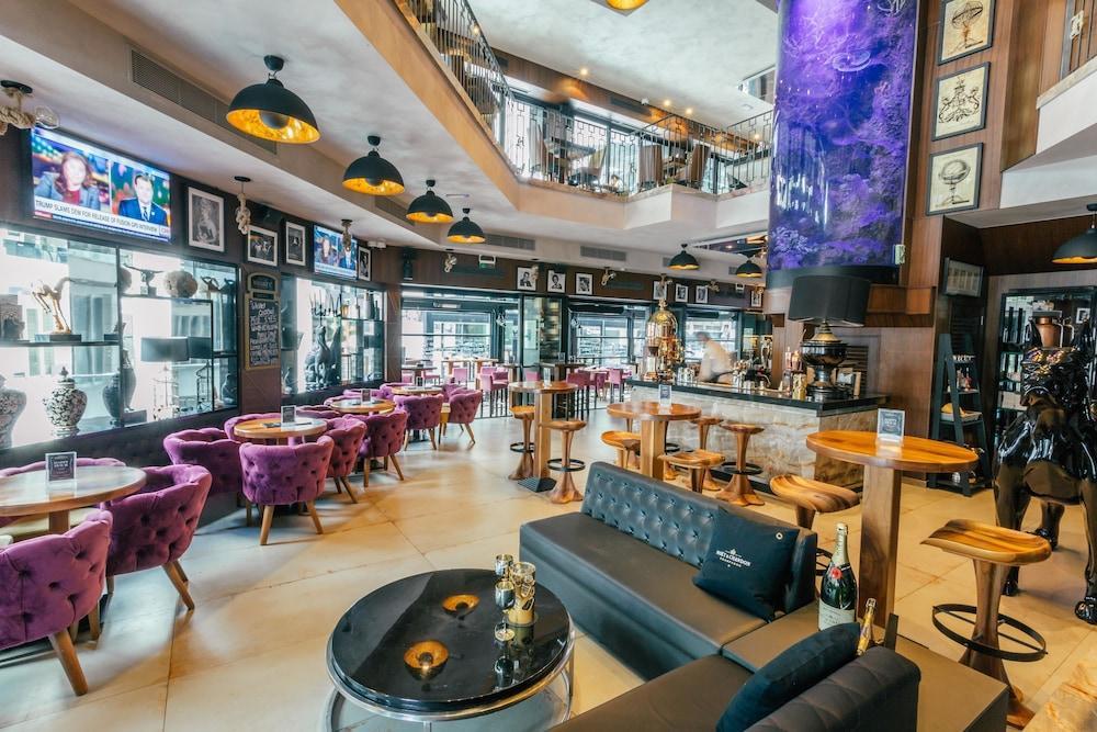 Hugo's Boutique - Adults Only 4* San Julián